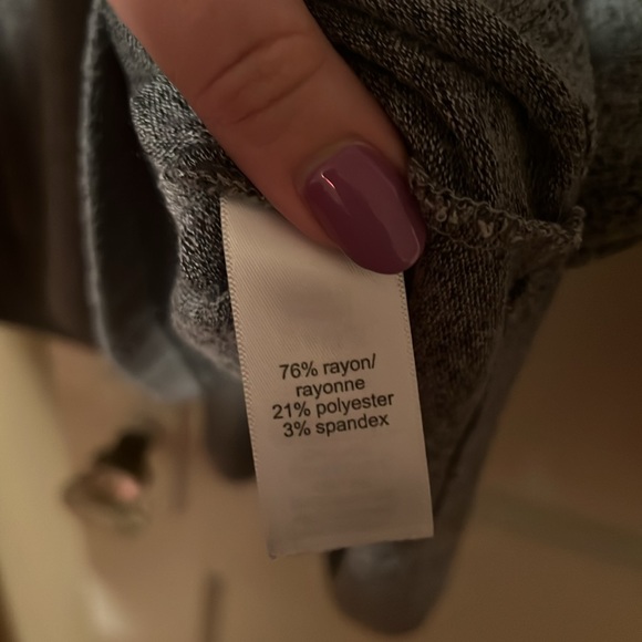 Women’s top - Picture 3 of 5